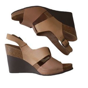 Pedro Iniesta Leather Wedges